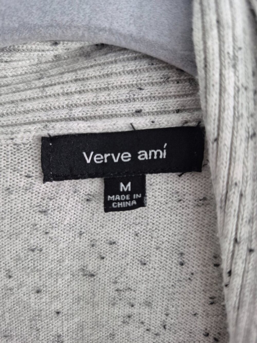 Verve Amí Light Gray Speckled Open‑Front Cardigan – Soft Ribbed Knit – Size M - Picture 3 of 5